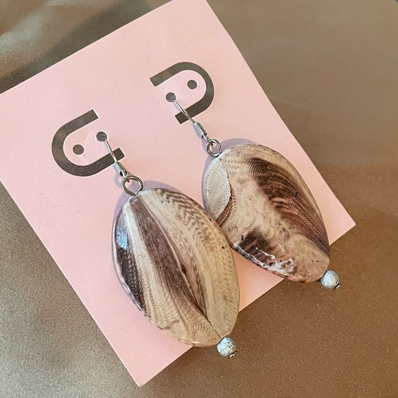 Jewelry - Boho Chic Taupe Earrings